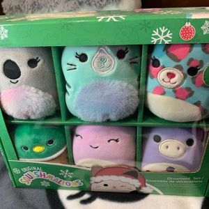 Squishmallow ornament set of 6. Includes Bubba the cow!